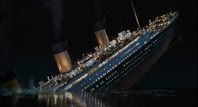 titanic_custom-fc6a03aedd8e562d780ecf9b9a8a947d4dcbf163-s800-c85